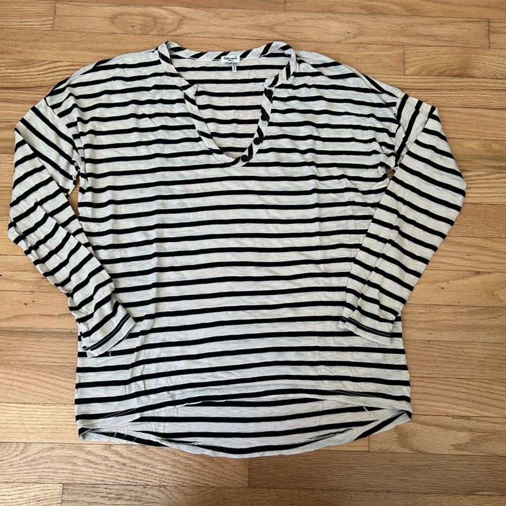 Splendid black and white stripe v neck long sleeve shirt